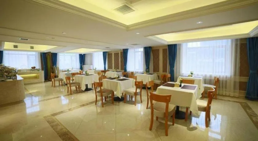Vienna Hotel Jilin Dunhua High-Speed Railway Station