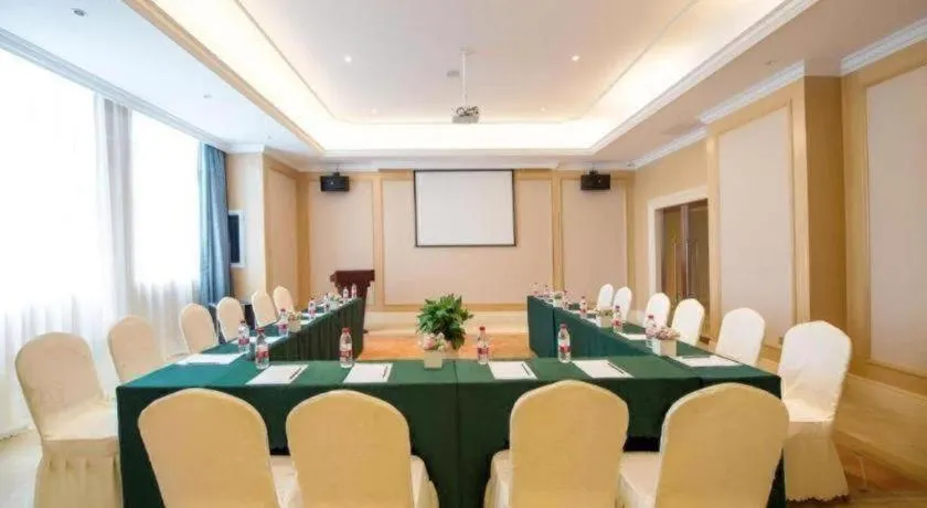 Vienna Hotel Chongqing Lijiatuo Pedestrian Street