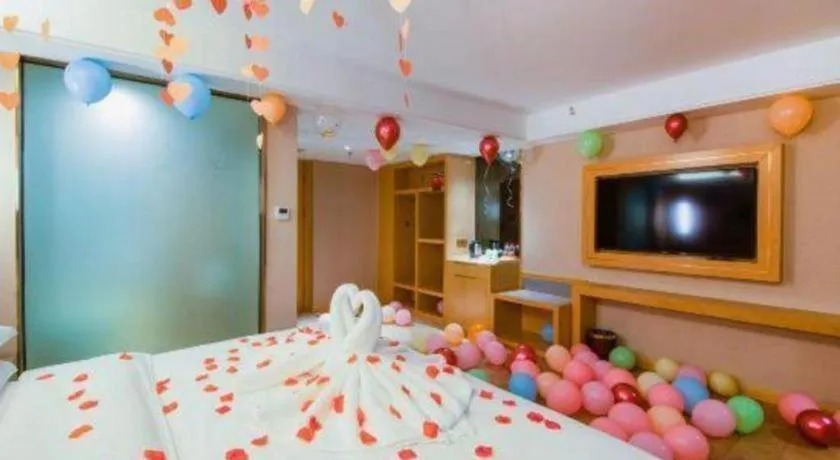 Bed in Vienna Hotel Chongqing Lijiatuo Pedestrian Street