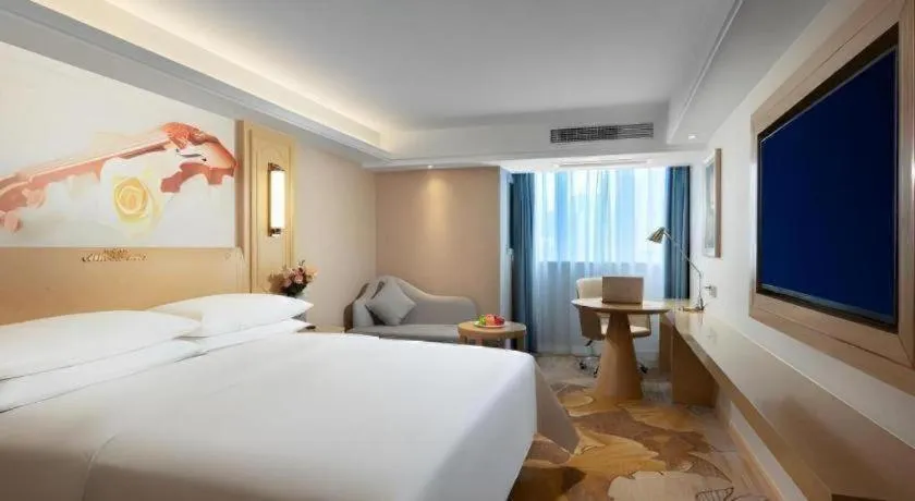 Bed in Vienna Hotel Chongqing Lijiatuo Pedestrian Street