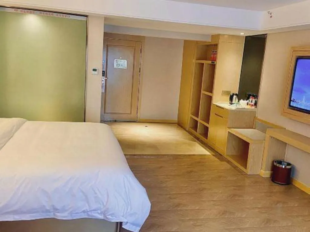 Bed in Vienna Hotel Chongqing Lijiatuo Pedestrian Street