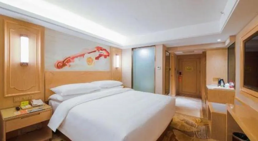 Bed in Vienna Hotel Chongqing Lijiatuo Pedestrian Street