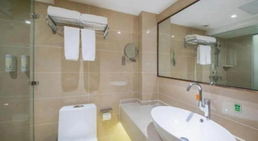 Vienna Hotel Chongqing Lijiatuo Pedestrian Street