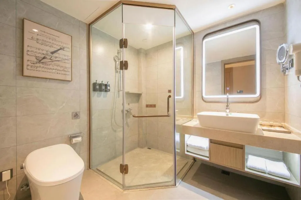 Vienna Hotel Hubei Jinzhou Changjiang University