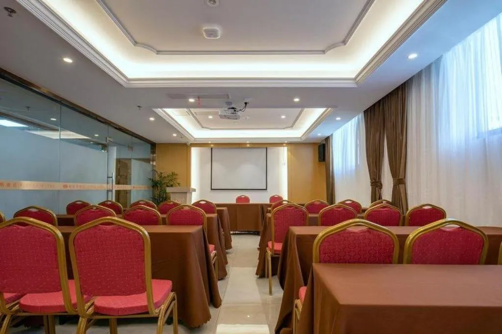 Vienna Hotel Anhui Jixi High-Speed Railway Station