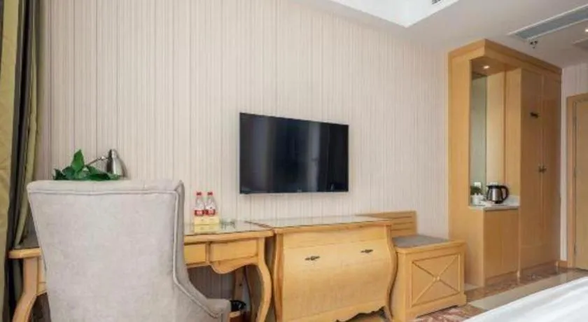 Vienna Hotel Anhui Jixi High-Speed Railway Station