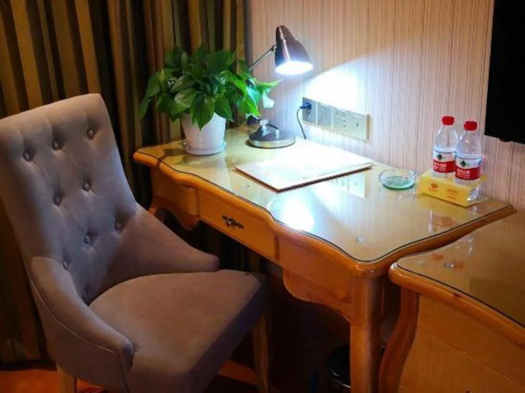 Vienna Hotel Anhui Jixi High-Speed Railway Station