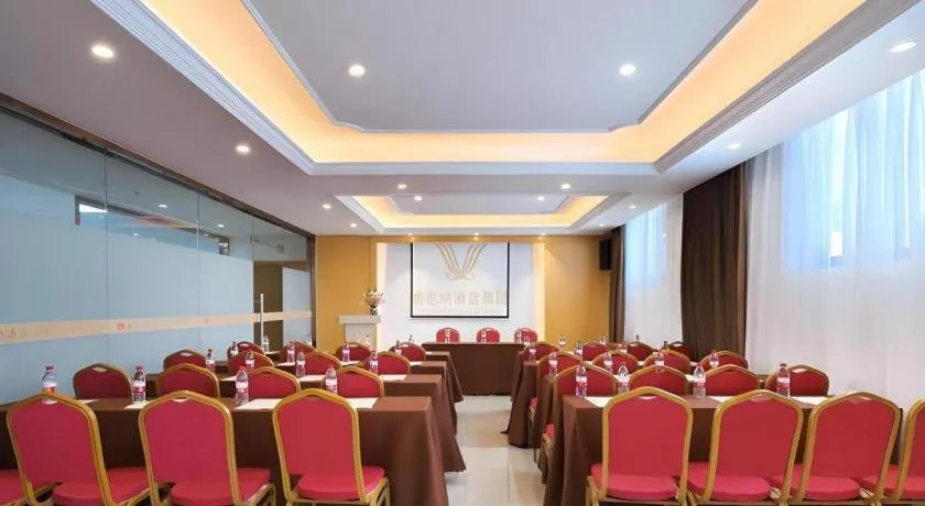 Vienna Hotel Anhui Jixi High-Speed Railway Station