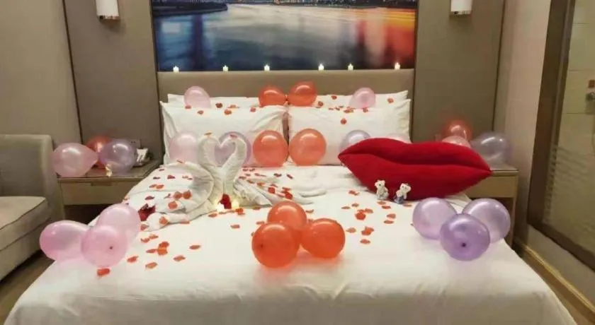 Bed in Vienna Hotel Chongqing Fengdu