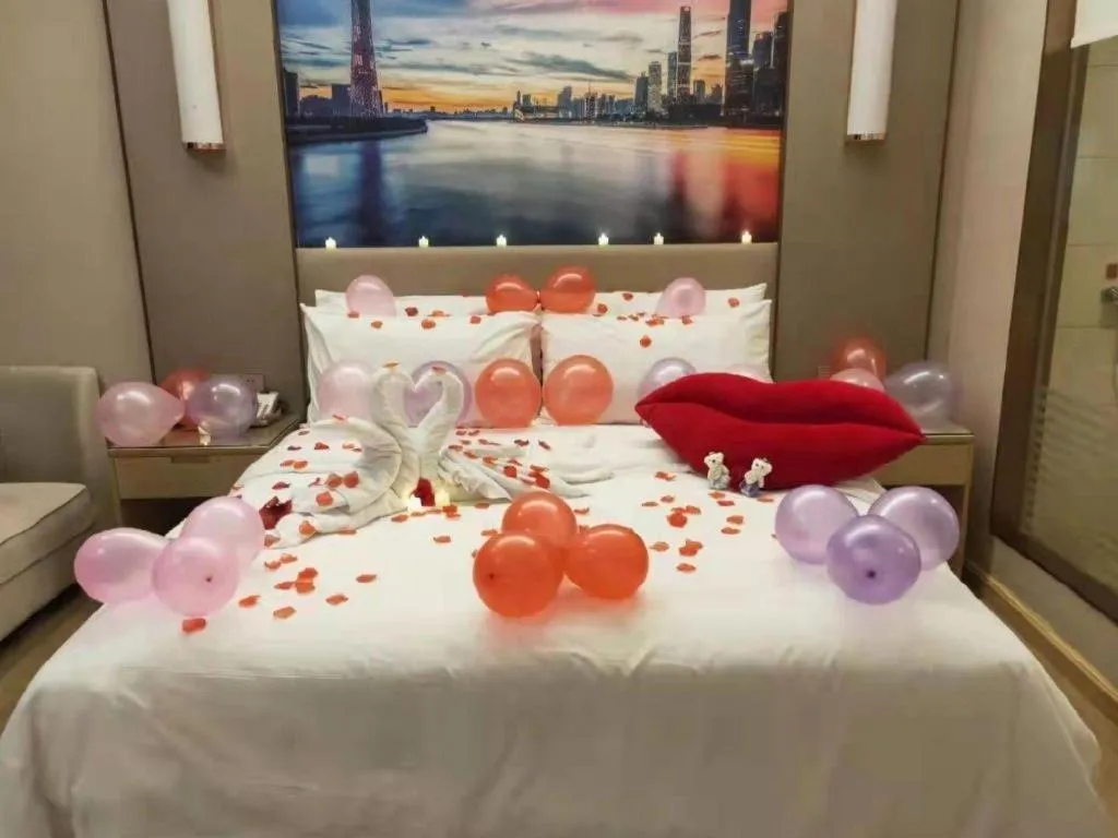 Bed in Vienna Hotel Chongqing Fengdu