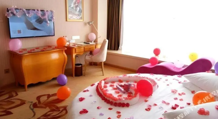 Bed in Vienna Hotel Guangxi Guilin Gongchengtianjie