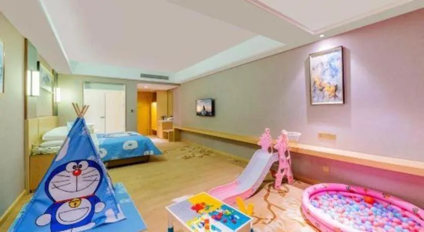 Bed in Vienna Hotel Guangdong Zhongshan Xiaolan High-Speed Railway Station