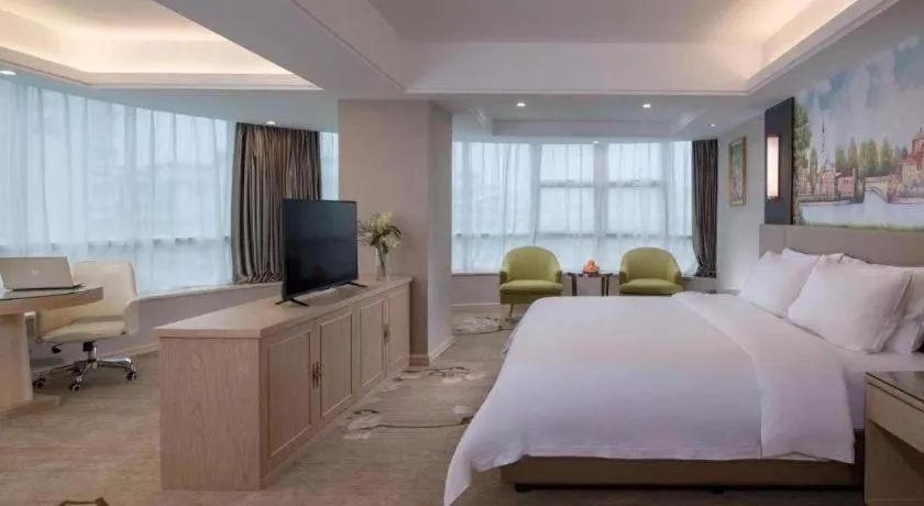 Bed in Venus International Hotel Guangdong Huizhou West Lake