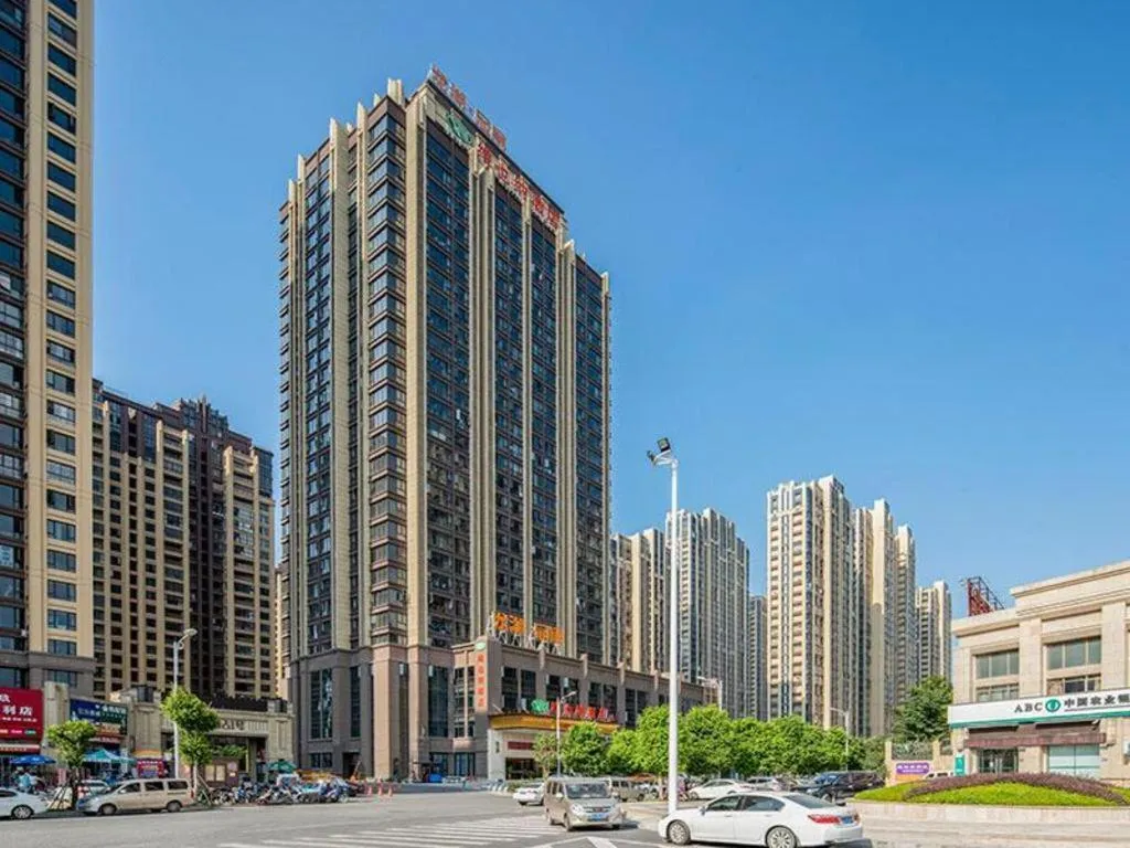 Vienna Hotel Fuzhou Changle Shouzhan Hangcheng Metro Station