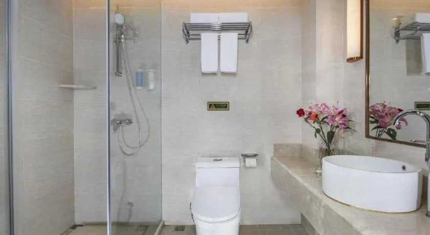 Vienna Hotel Fuzhou Changle Shouzhan Hangcheng Metro Station