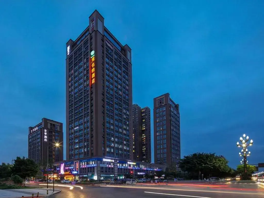 Vienna Hotel Chengdu University of Pertroleum Metro Station Vienna Hotel Chengdu University of Pertroleum Metro Station