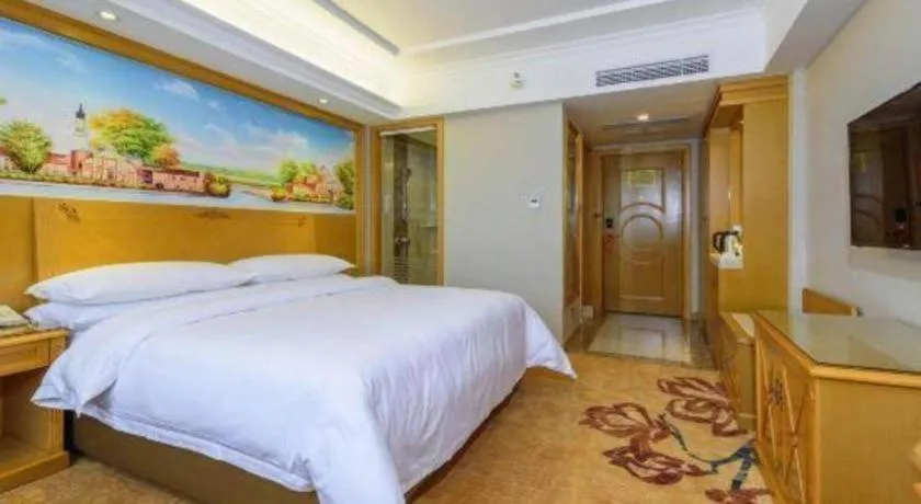 Bed in Vienna Hotel Guangxi Guilin Yongfu Station