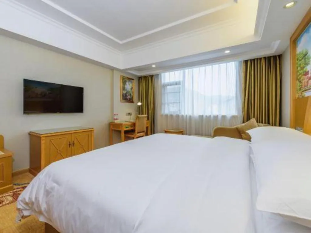 Bed in Vienna Hotel Guangxi Guilin Yongfu Station