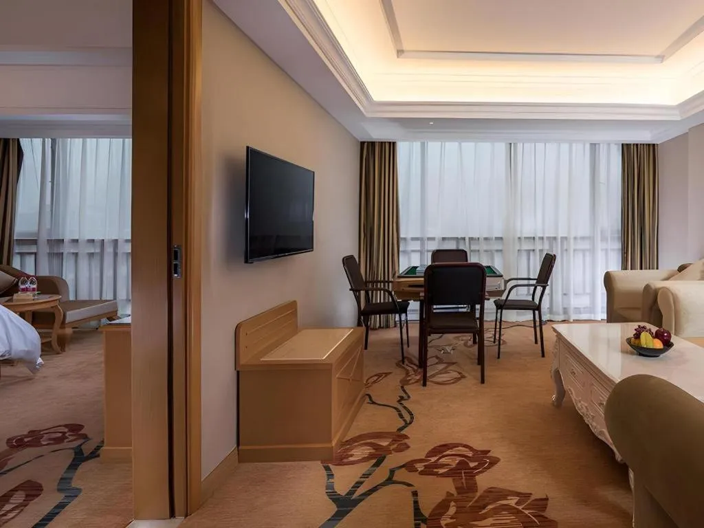 Bed in Vienna Hotel Guangxi Guilin Yongfu Station