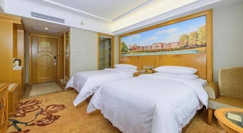 Bed in Vienna Hotel Guangxi Guilin Yongfu Station