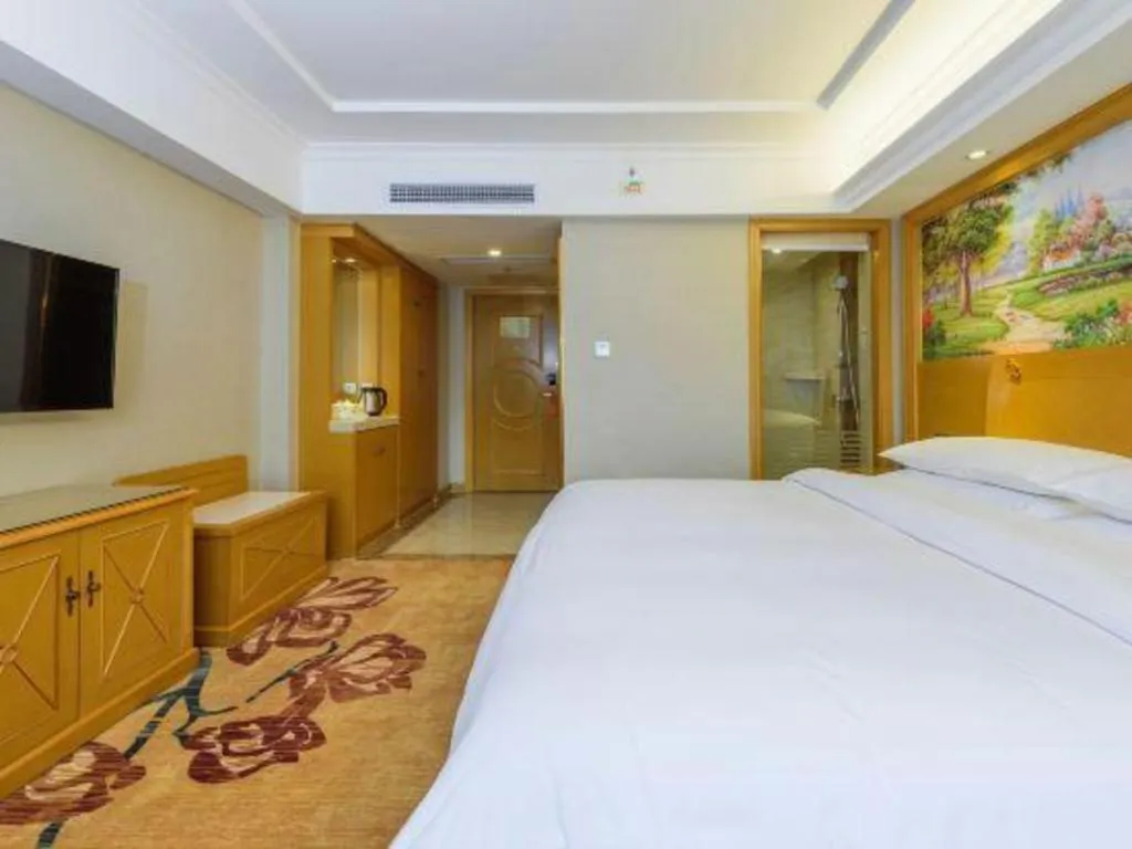 Bed in Vienna Hotel Guangxi Guilin Yongfu Station