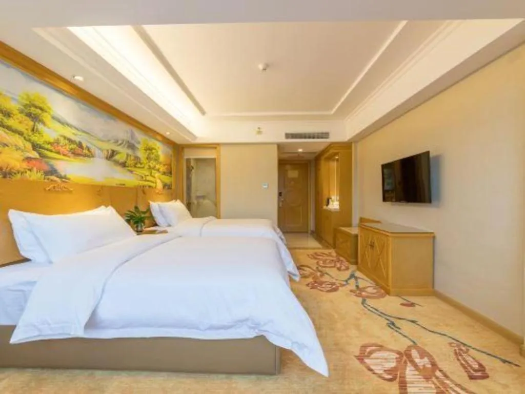 Bed in Vienna Hotel Guangxi Guilin Yongfu Station