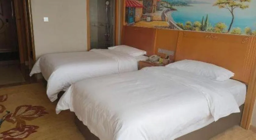 Bed in Vienna Hotel Guangxi Guilin Yongfu Station