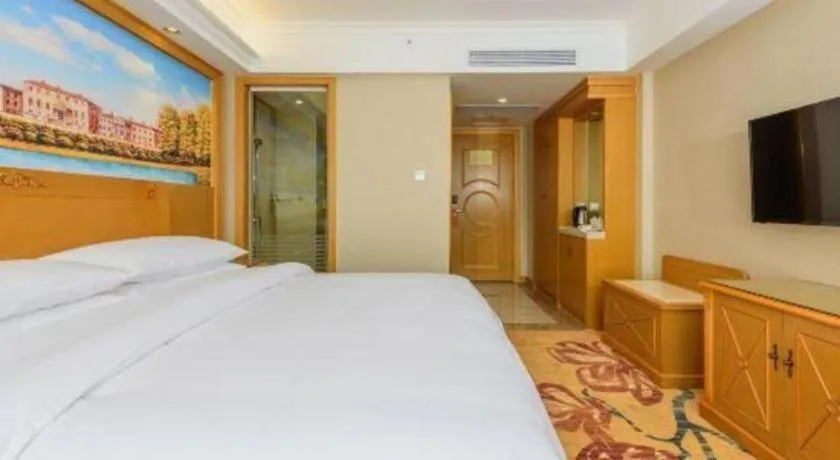 Bed in Vienna Hotel Guangxi Guilin Yongfu Station