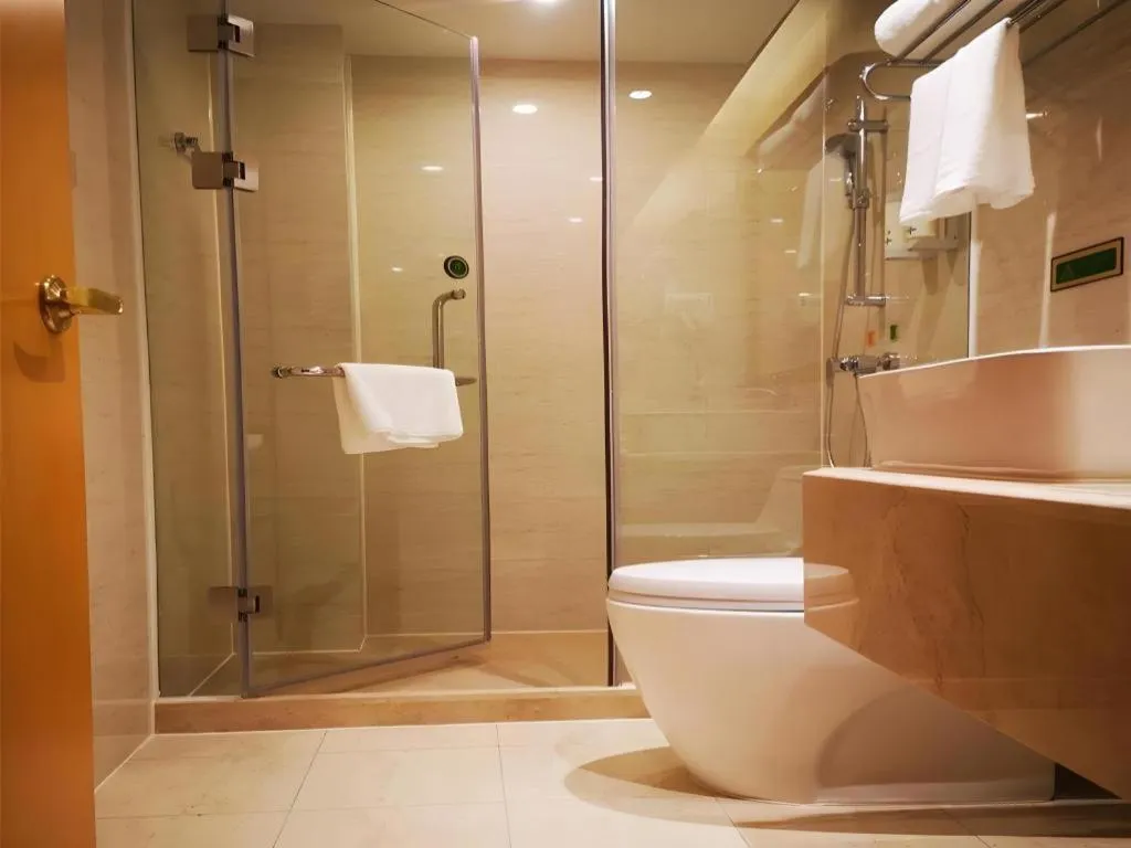 Vienna Hotel Guangxi Hezhou Guposhan Suifeng