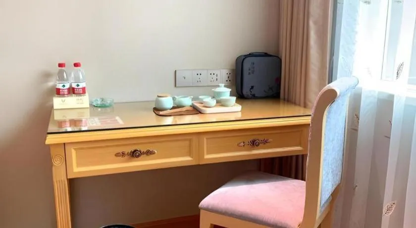 Vienna Hotel Guangxi Hezhou Guposhan Suifeng