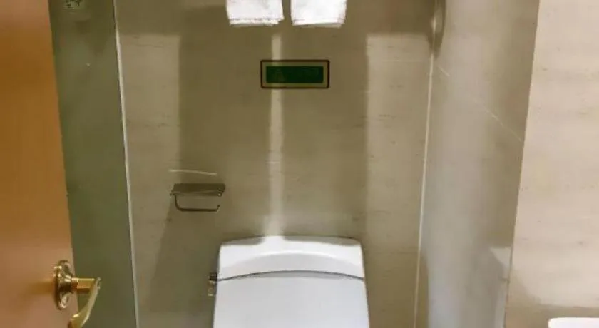 Vienna Hotel Guangxi Hezhou Guposhan Suifeng