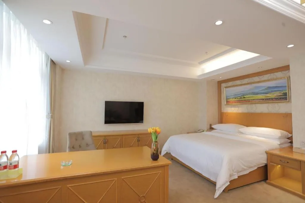 Bed in Vienna Hotel Shenyang Central Street