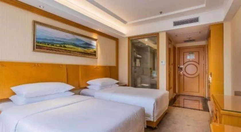 Bed in Vienna Hotel Shenyang Central Street