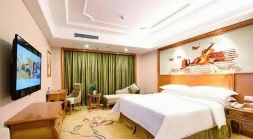 Bed in Vienna Hotel Hunan Yueyang Linxiang
