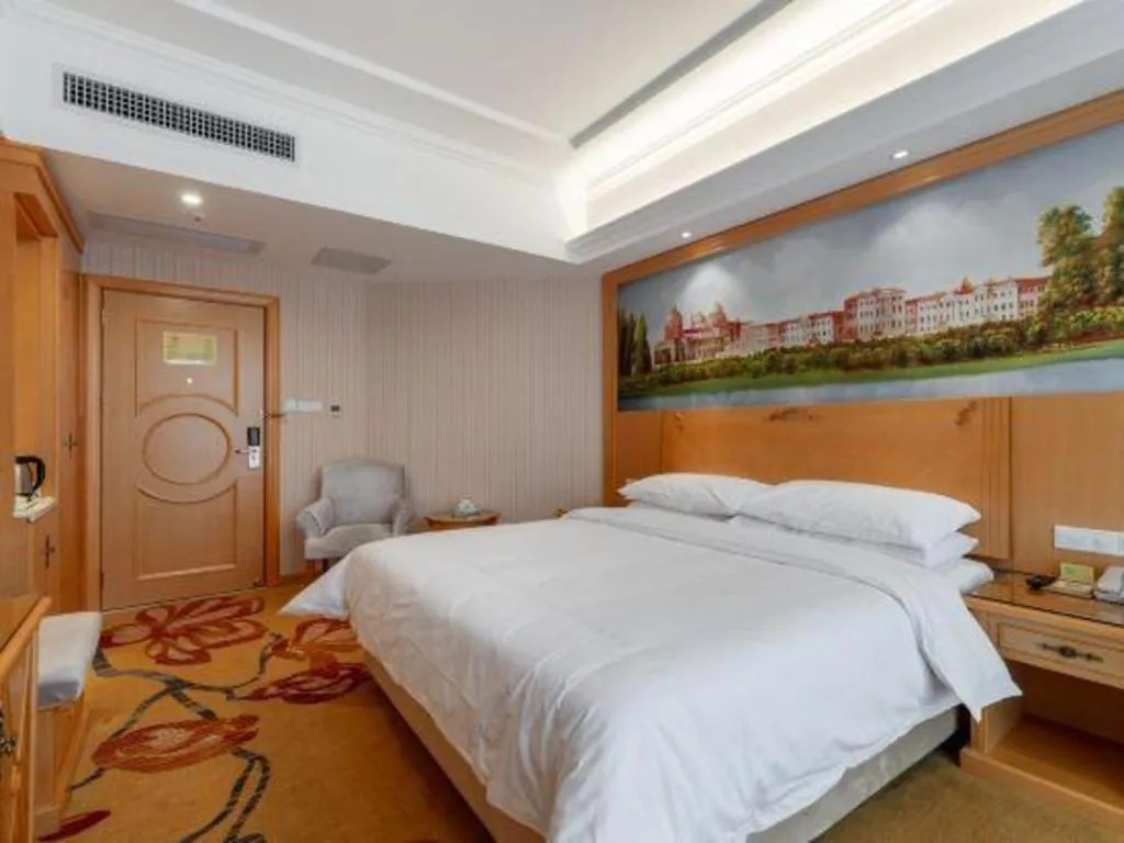 Bed in Vienna Hotel Hunan Yueyang Linxiang