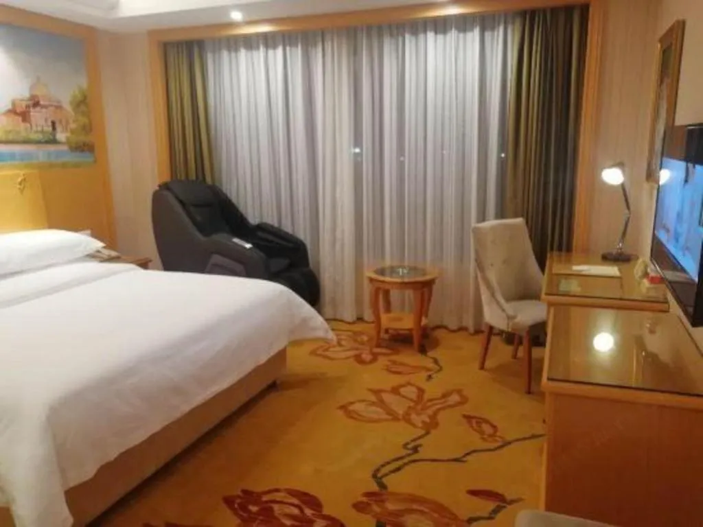 Bed in Vienna Hotel Hunan Yueyang Linxiang