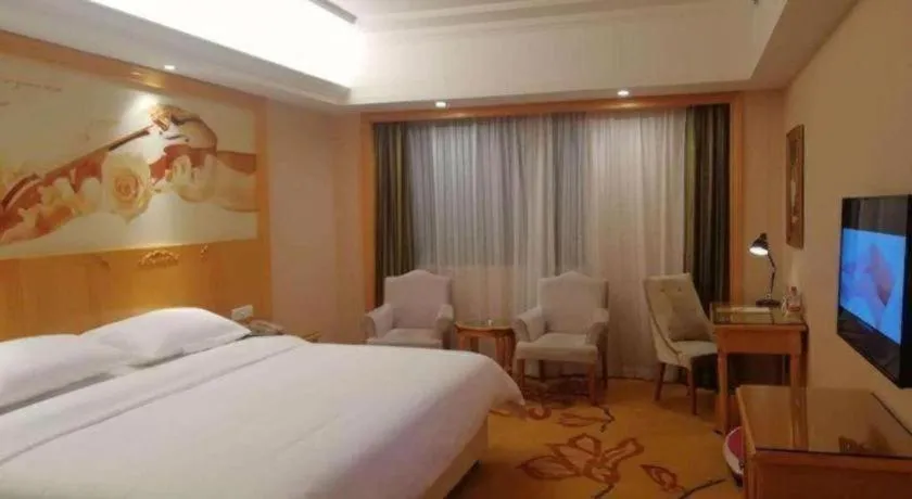 Bed in Vienna Hotel Hunan Yueyang Linxiang