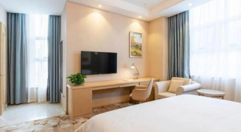 Bed in Vienna Hotel Jinan Railway Station