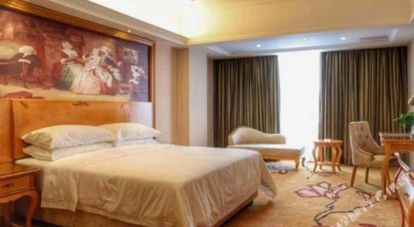Bed in Vienna Hotel Henan Luoyang Jiudu Road Wanda