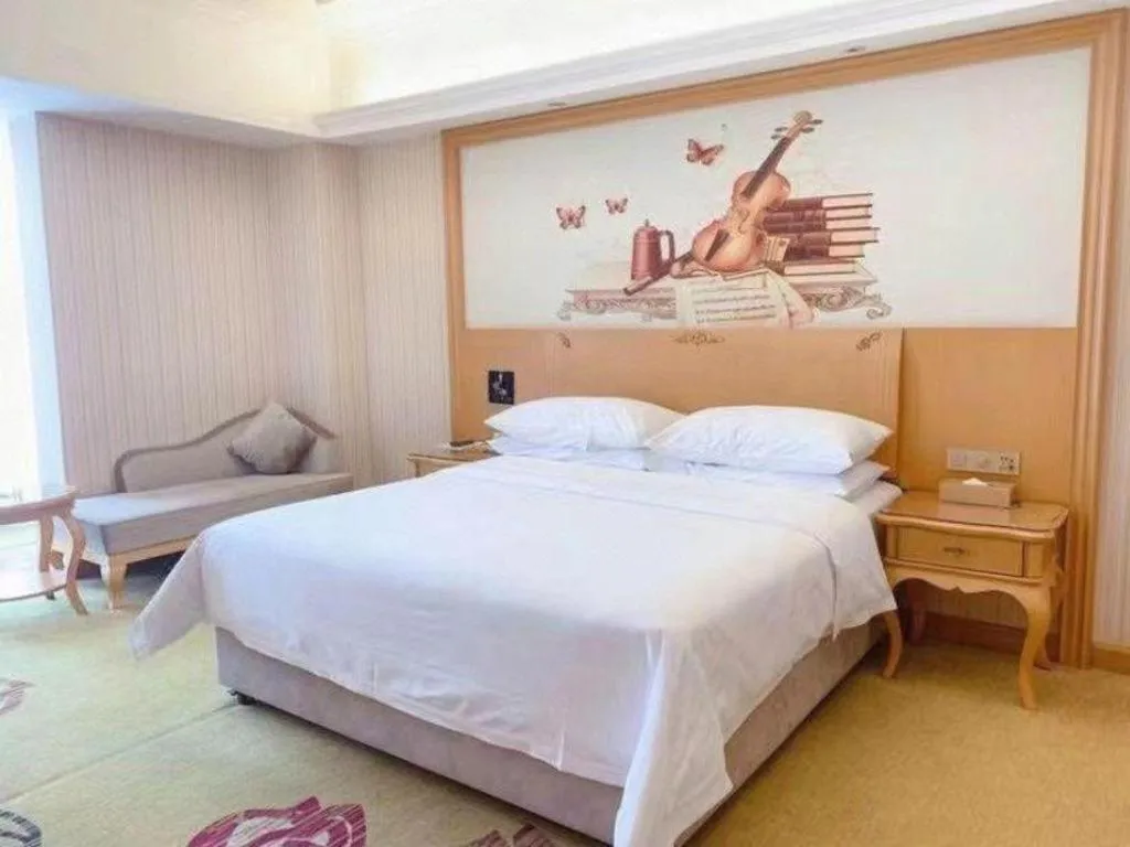 Bed in Vienna Hotel Henan Luoyang Jiudu Road Wanda