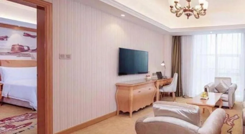 Bed in Vienna Hotel Henan Luoyang Jiudu Road Wanda