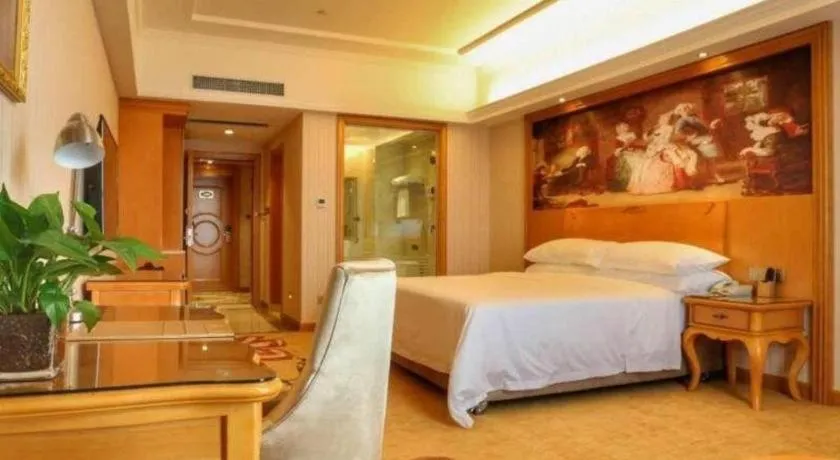 Bed in Vienna Hotel Henan Luoyang Jiudu Road Wanda