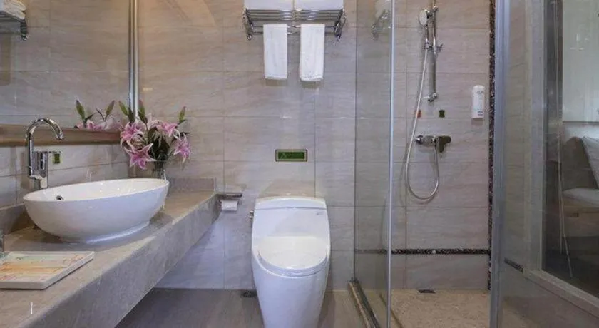 Vienna Hotel Jiangsu Zhangjiagang Passenger Terminal Station