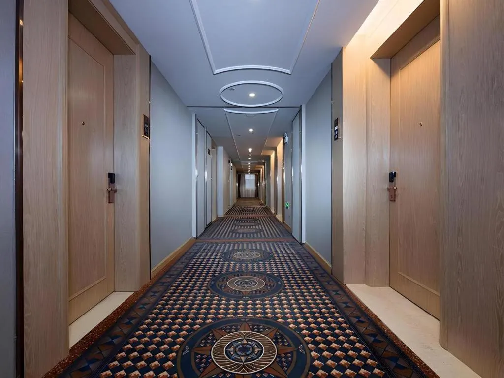 Vienna Hotel Jiangsu Zhangjiagang Passenger Terminal Station