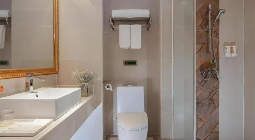 Vienna Hotel Guangzhou Huadu Sunac Cultural Tourism City Shiling