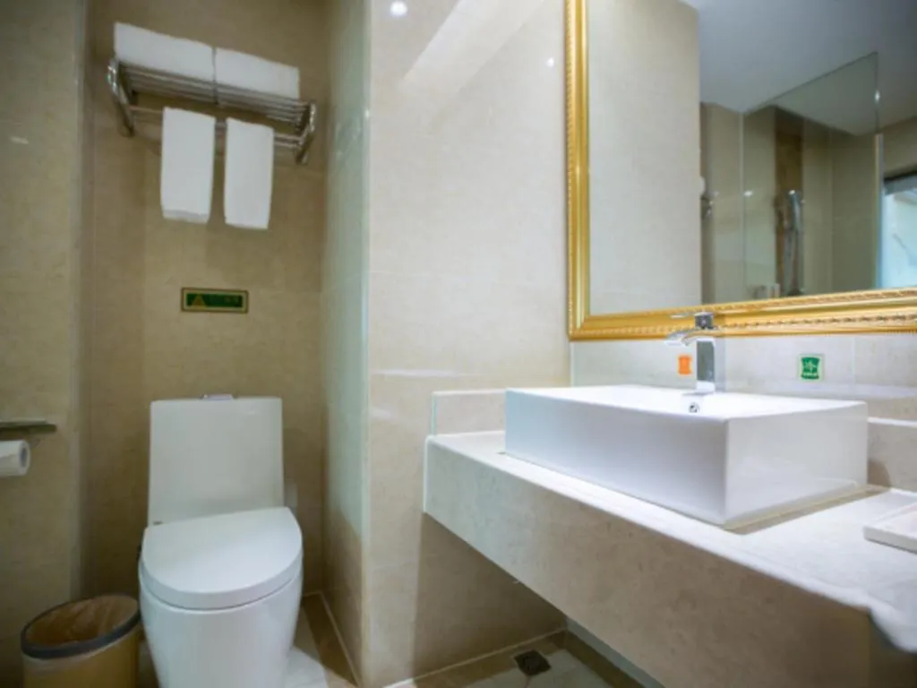 Vienna Hotel Guangzhou Huadu Sunac Cultural Tourism City Shiling