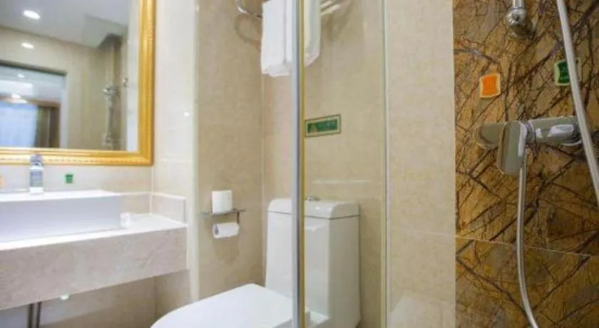 Vienna Hotel Guangzhou Huadu Sunac Cultural Tourism City Shiling