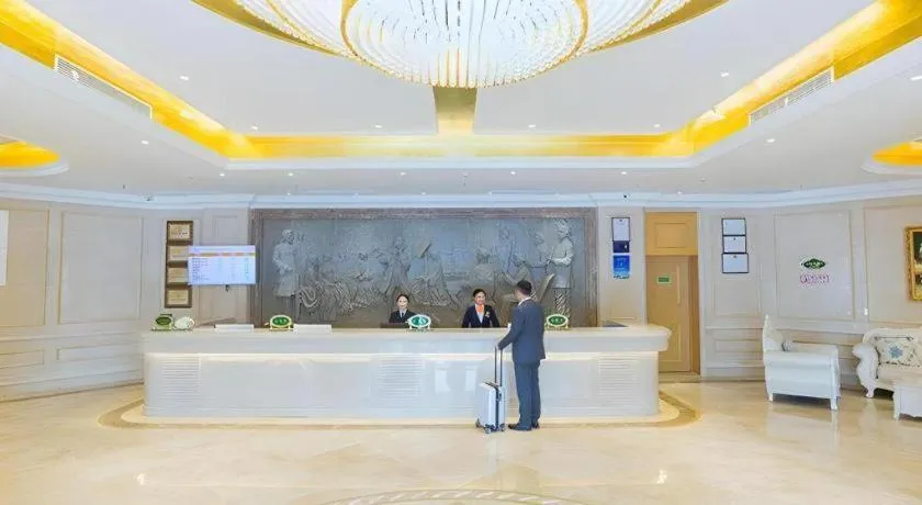 Vienna Hotel Hubei Xiangyang Tang City Gulou