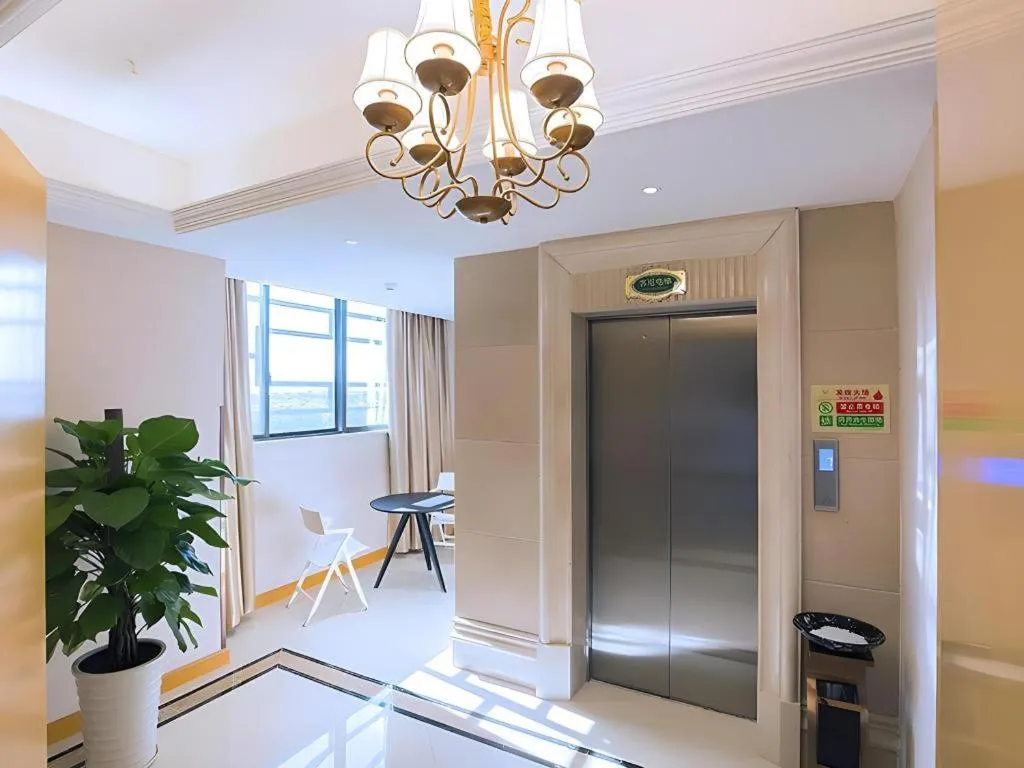 Vienna Hotel Hubei Xiangyang Tang City Gulou