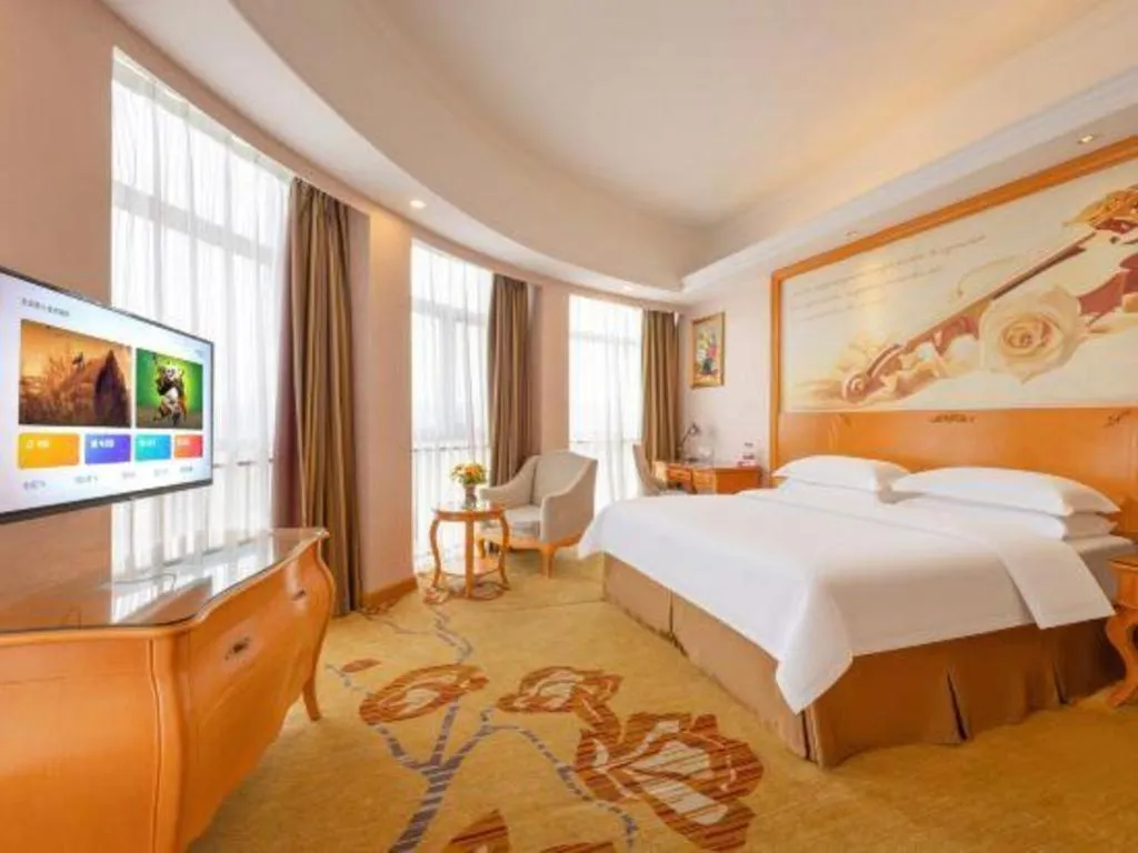 Bed in Vienna Hotel Guangdong Dongguan Chengnan Station